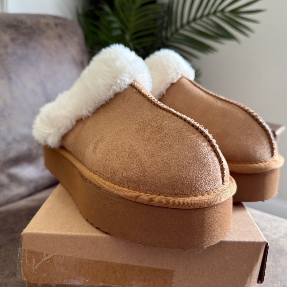 Women's Tan Suede Fur-Lined Mules
